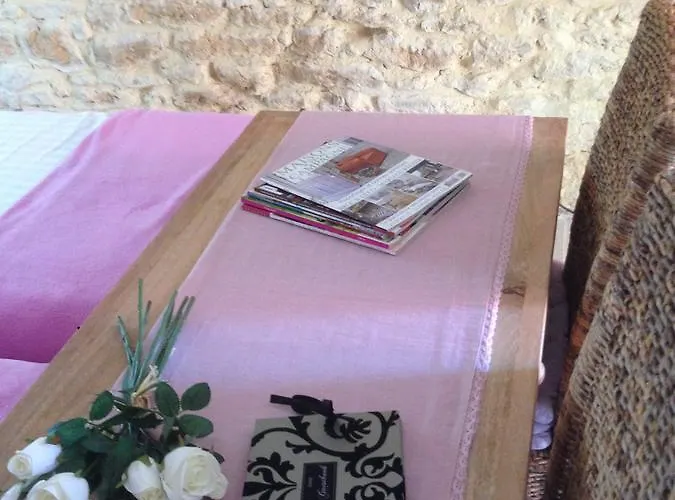 Lo Petit Cretsou ベッド・アンド・ブレックファスト 3*